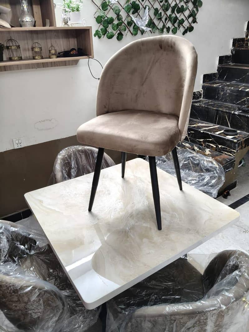 4 seater dinning table 2