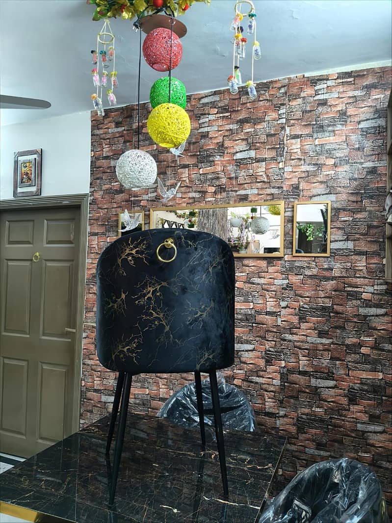 4 seater dinning table 8