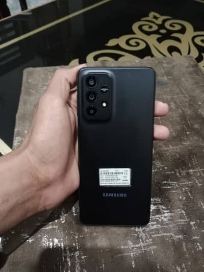 selling sumsung A33 5G