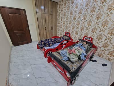 2 baby 2  baby bads sath maitras bi he new bad he price 55000