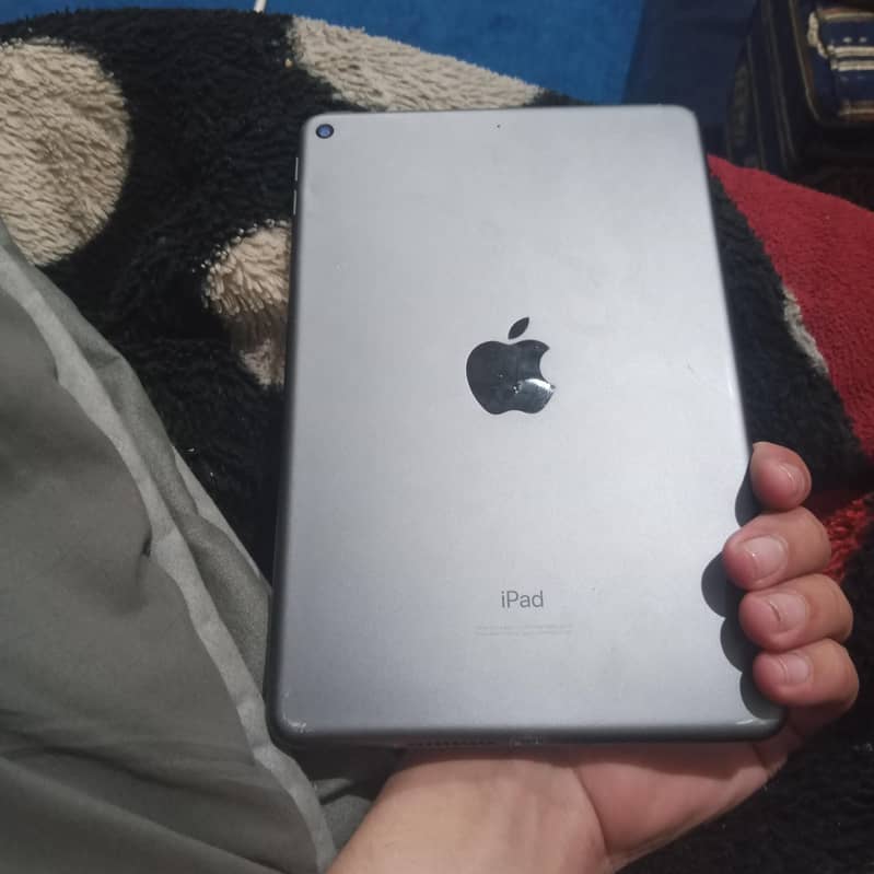 ipad mini 5 4/64 3