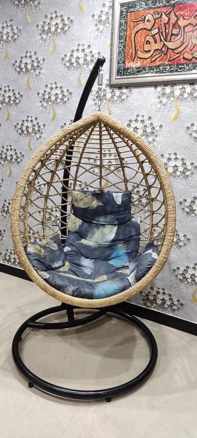 swing in very good condition