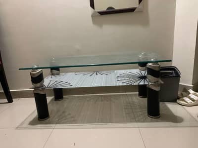 Glass Center Table – Modern Design – Good Condition