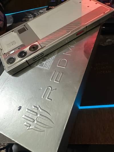 Redmagic 9s Pro 16/512gb (Crystal Silver colour)