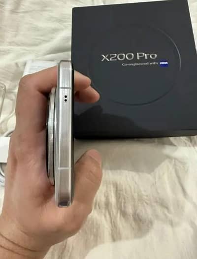 vivo x 200 pro mobile 16/512/g b official video uproad warranty mein