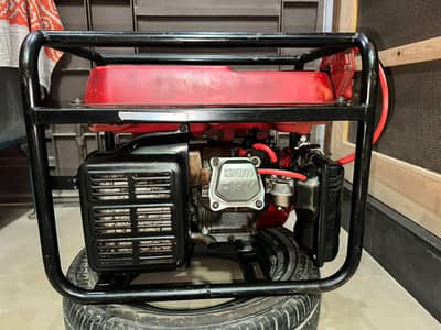 Orignal Honda Generator EP2500 In Runing Condition For Sale