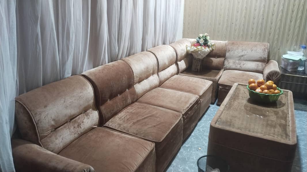 sofas with matching with brown table 2