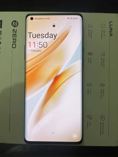 One plua 8 pro Gaming device