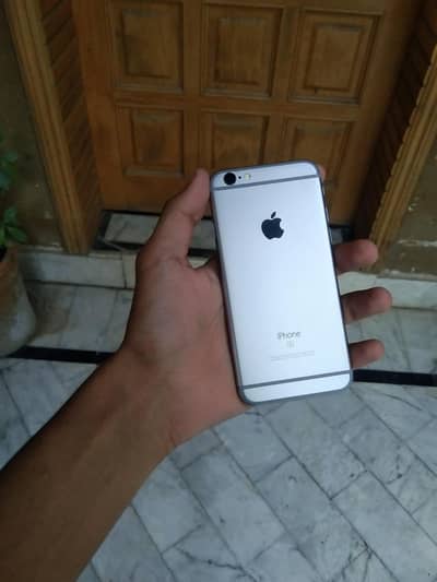 Apple iPhone 6S