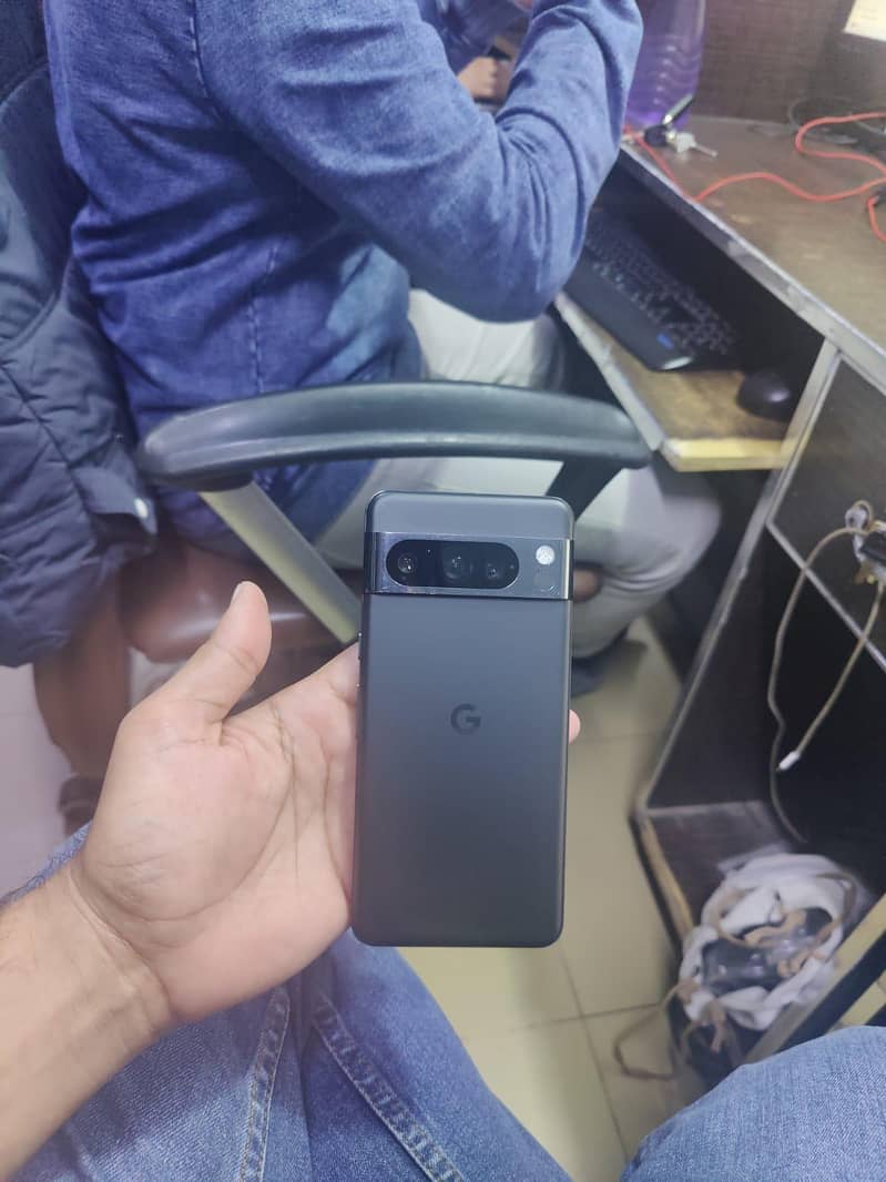 Google Pixel 8 pro 1
