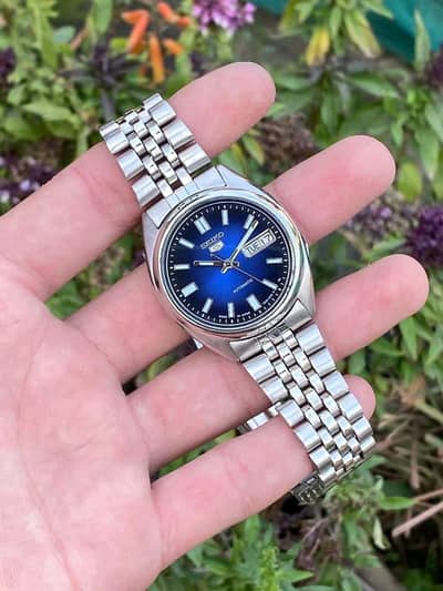 Automatic Seiko 5 Blue dial in Pakistan.