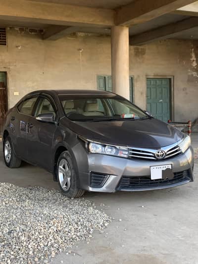 Toyota Corolla gli 2015 model