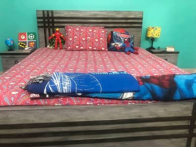 King size bed set with moltyfoam spring mattress