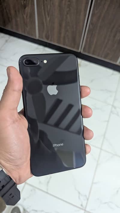 iPhone 8 Plus non pta 10/10 waterpack