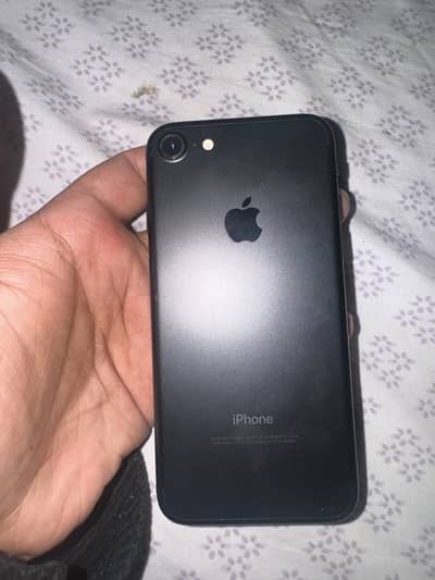 Apple iPhone 7