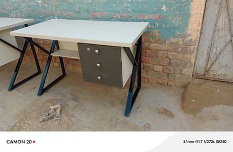 study table 2.4 size