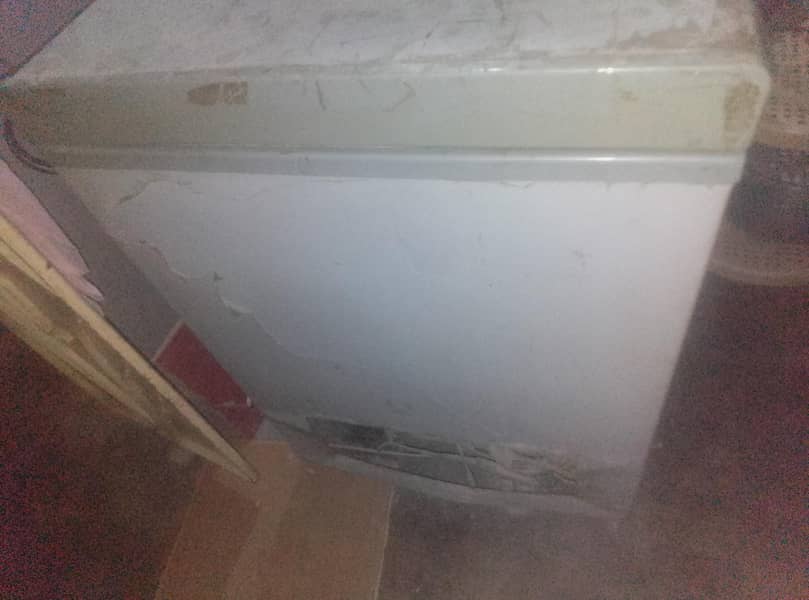 waves deep freezer 5