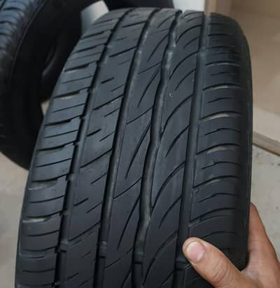 215/55 R16 best condition car tyres