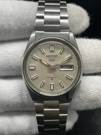 Vintage Seiko 5 Automatic WristWatch Japan