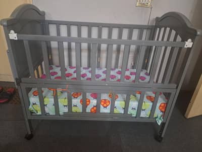 baby cot and matress