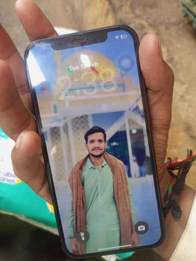 iPhone 12 Used – 10/10 Condition – Battery 87%