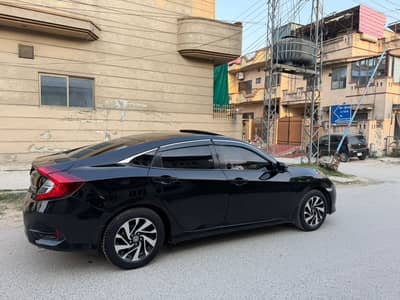 Honda Civic 2017 Ug
