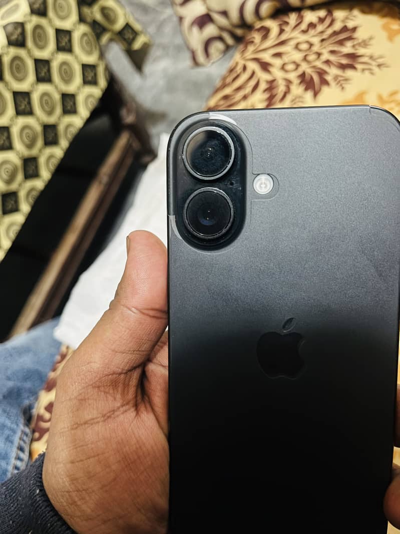 Iphone 16 JV 5