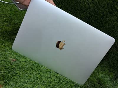 Apple MacBook pro 2017