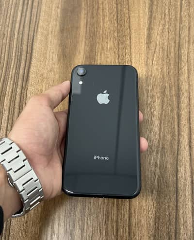 IPHONE XR Factory Unlocked