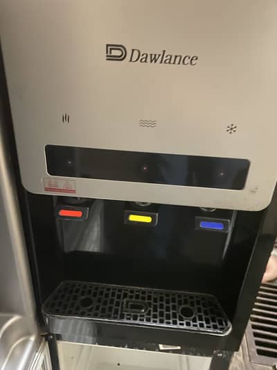 Brand new Dawlance water dispenser