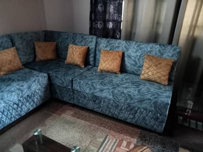 L- shaped sofa set