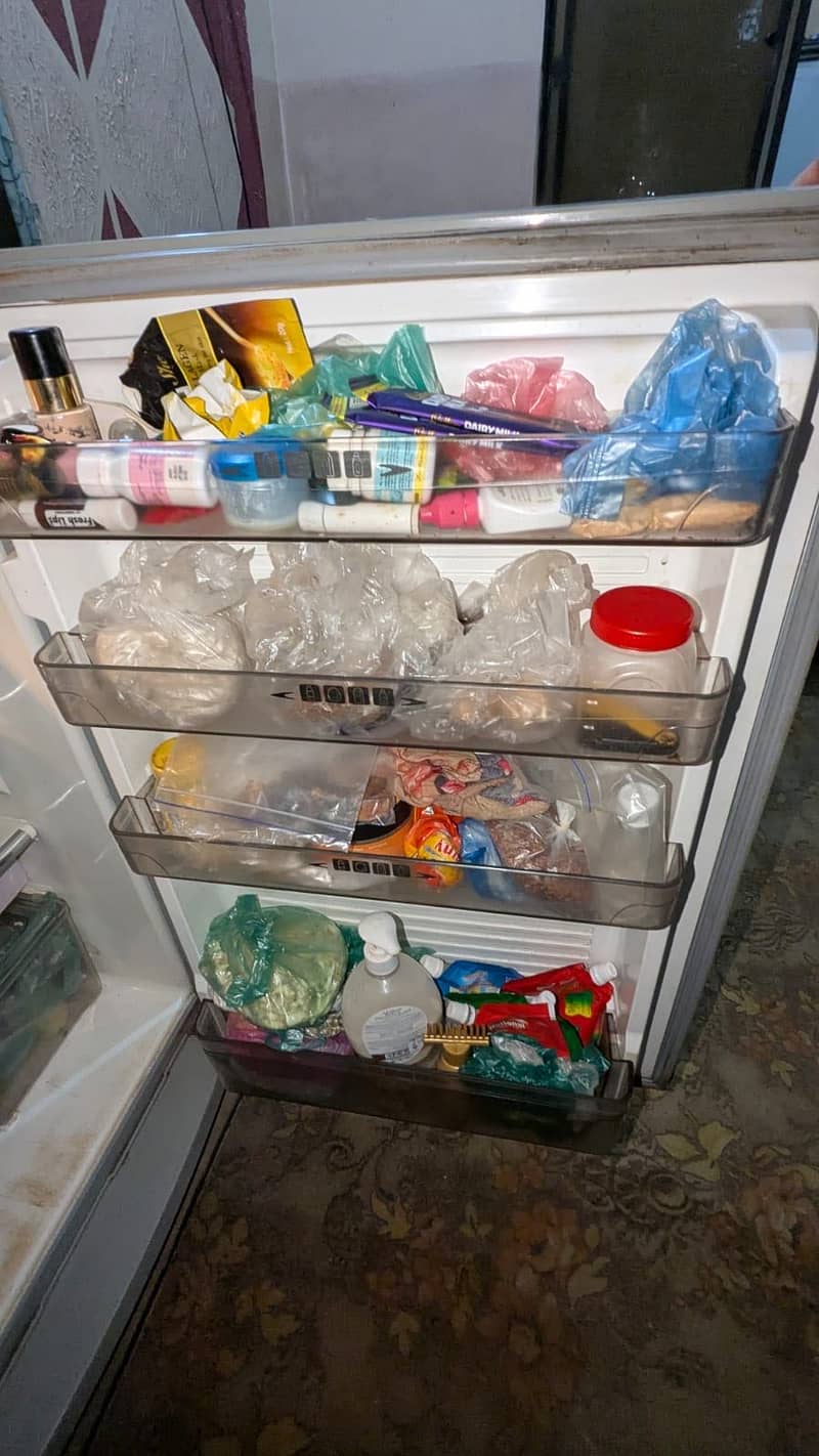 Dwanlance refrigerator 0