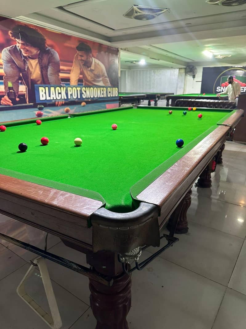 4 snooker table 0