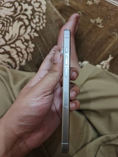 Iphone 15 pro max jv 256 gb LLA MODEL