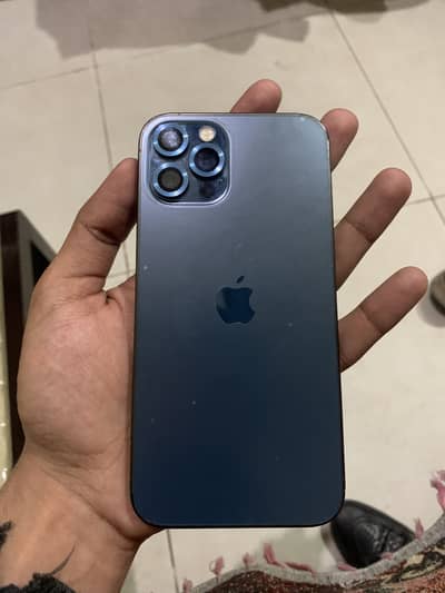 iPhone 12 Pro – 128GB, Excellent Condition, 9/10