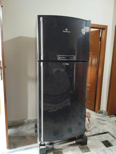 Dawlance fridge for sale