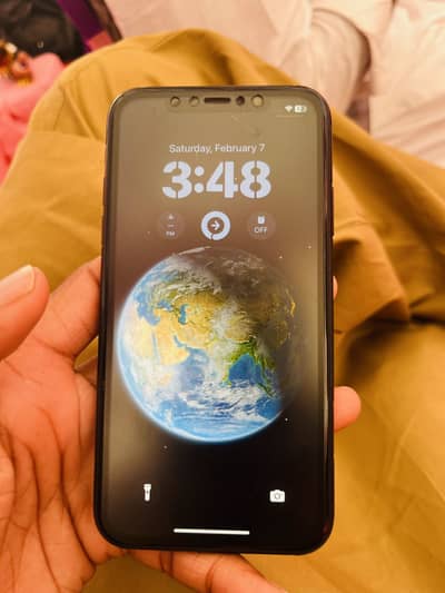 iPhone XR 128gb.  Non PTA. Battery health 80original