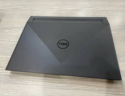 Dell g15-5511 (Gaming Laptop)