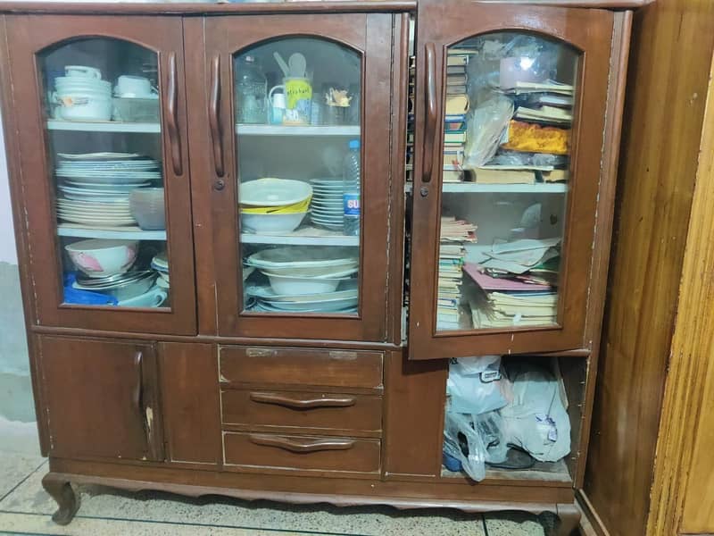 Showcase & Dressing 3