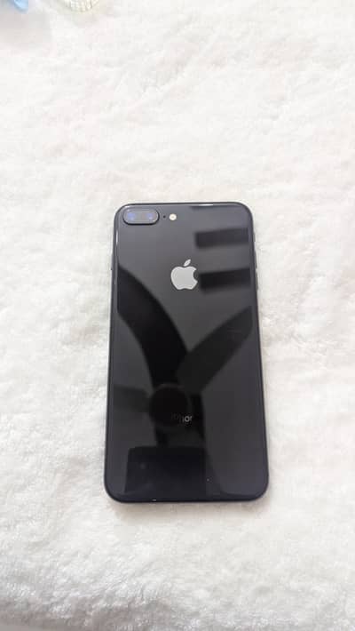 iphone 8 plus non pta 10/10 waterpacked