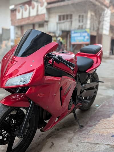 honda cbr 250
