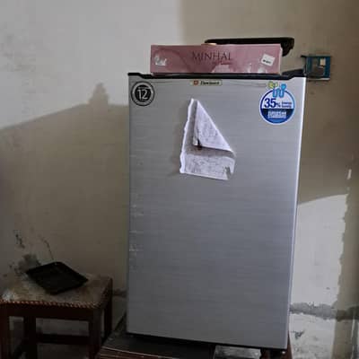 dawlance 9101 sd r black and silver mini fridge