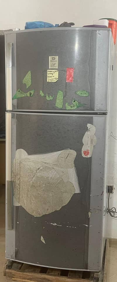 Dawlance family size Refrigerator