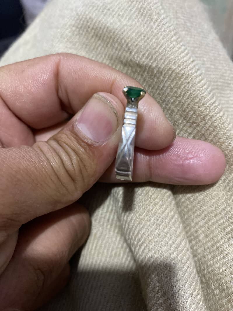 emerald ring 2