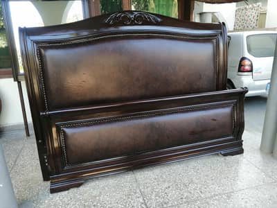 double bed/king size bed/bedroom furniture