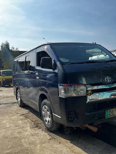 hiace baksa 200