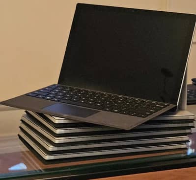 Microsoft Surface pro 5 Corei5 7th Generation 8GB/256GB