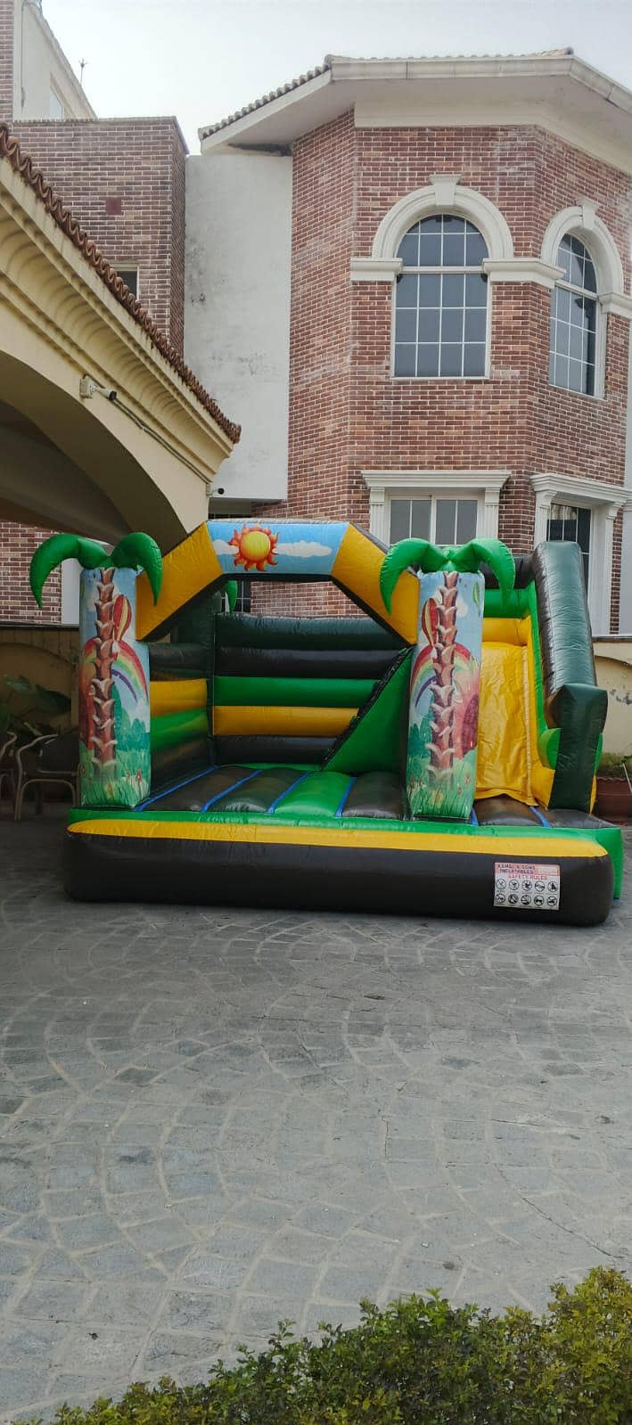 jumping castles available 0