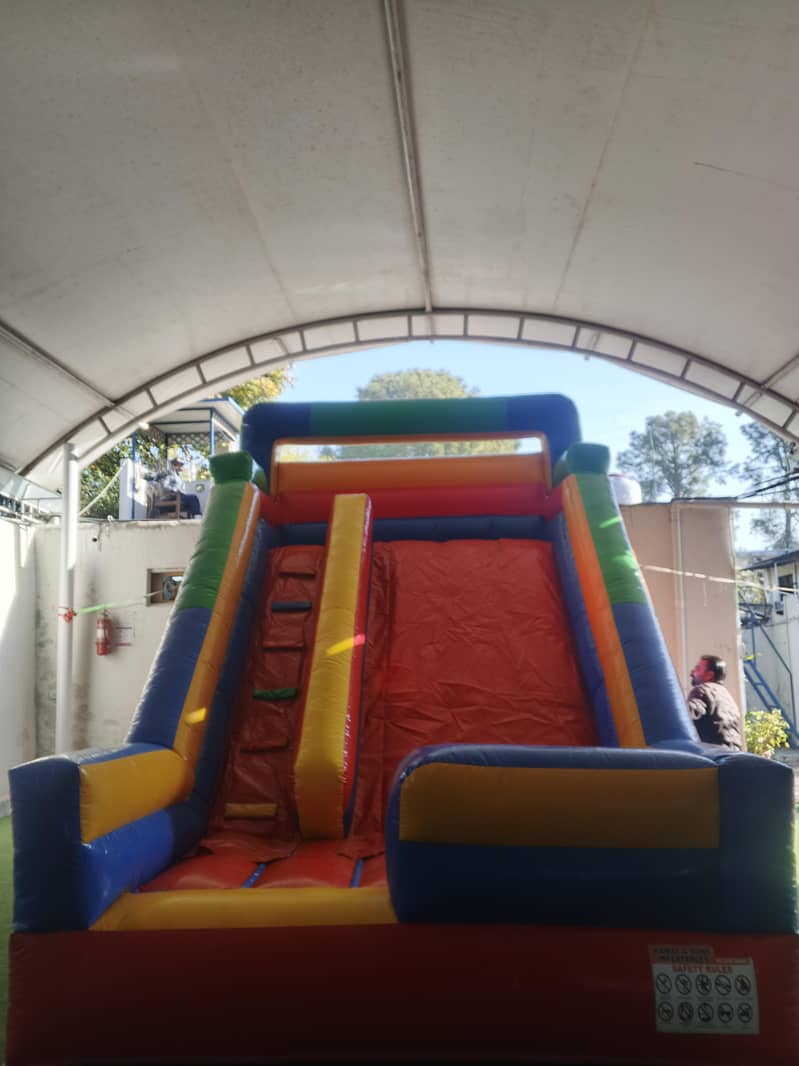 jumping castles available 4