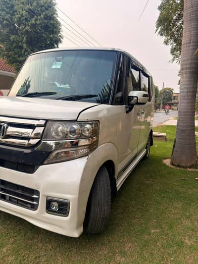 Honda N Box Custom GL Turbo